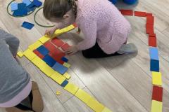 Zabawy z figurami geometrycznymi